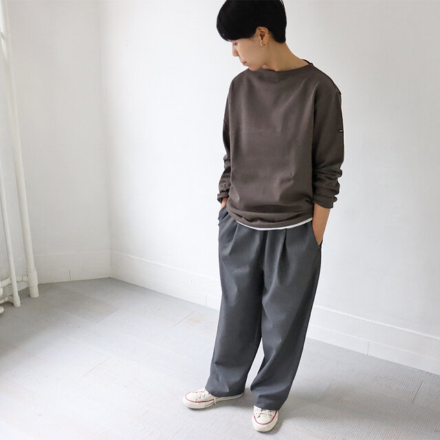 グレーブラウン / T4 着用、モデル身長:160cm