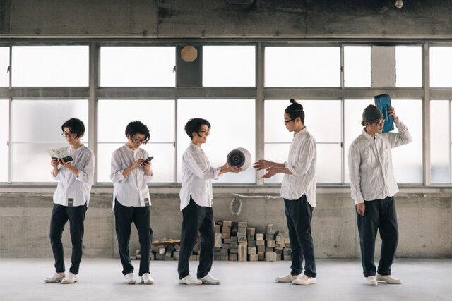 左から、SS、S、M、M、Lサイズ、デニム着用。ヒラタ159cm、ワカナン176cm