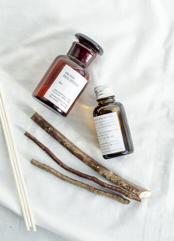 Cul de Sac│ヒバウッドリードディフューザー60ml ”HIBA WOOD REED DIFFUSER” cj0008-sn