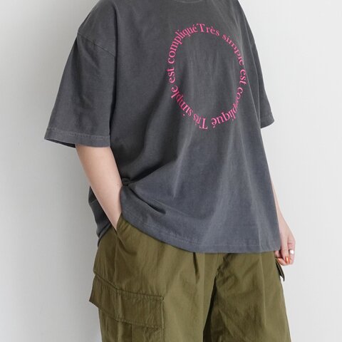 ichi × キナリノ|" Très simple est compliqué " Pigment Over T Shirt【キナリノ別注】