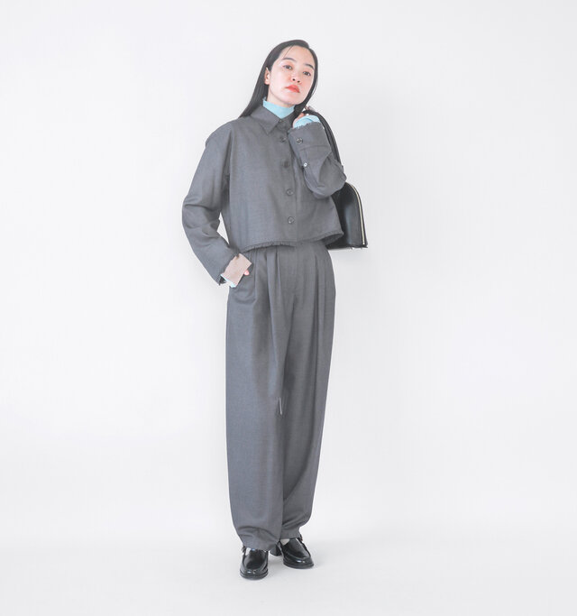 model saku:163cm / 43kg
color : gray / size : 1