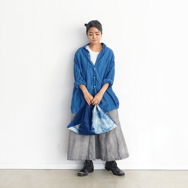 Model 158cm、SHIBORI DYE 着用