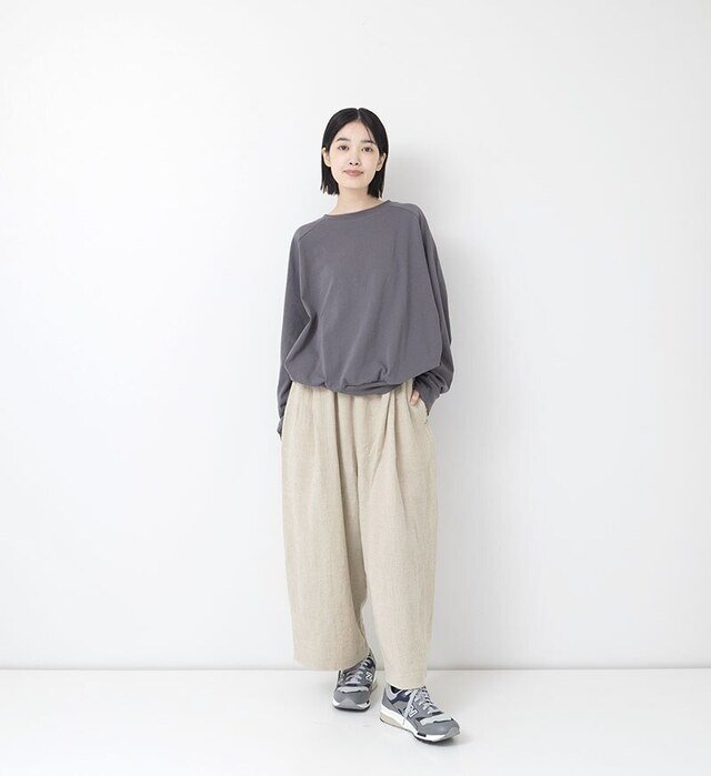 col:KINARI , model : 162cm