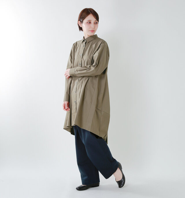 model yama:167cm / 49kg
color : khaki / size : F