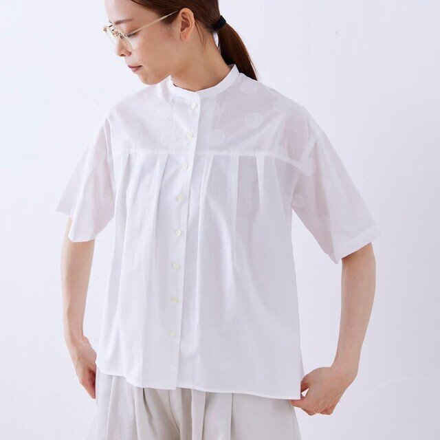 着用カラー:シロ