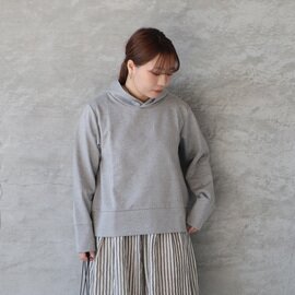 filum|スッキリライトストレッチフーディパーカー