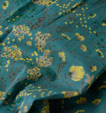 SOIL｜コットン フラワープリント クルーネック バックサイド ギャザー ドレス ワンピース nsl24073-fn 花柄 