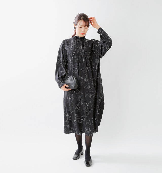 model mizuki:168cm / 50kg
color : nero / size : 38