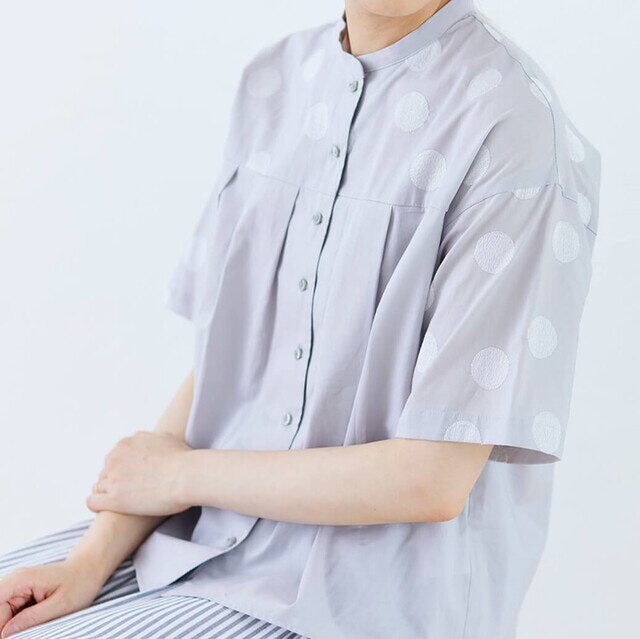 着用カラー:グレー