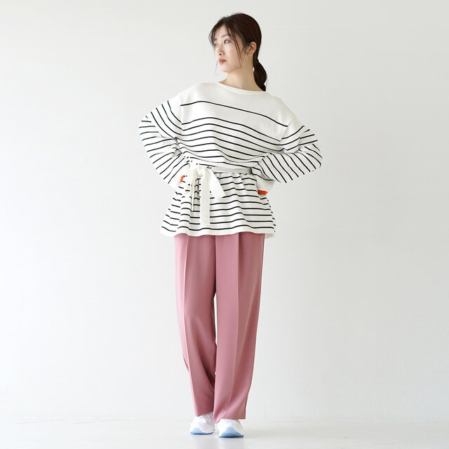 モデル:166cm / 47kg
color : white / size : フリーサイズ