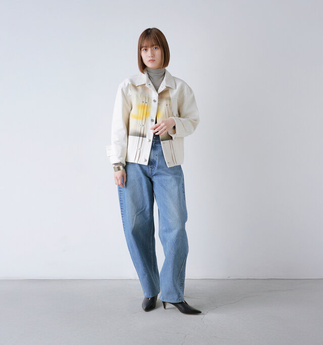 model ai:166cm / 47kg
color : mid blue / size : 28