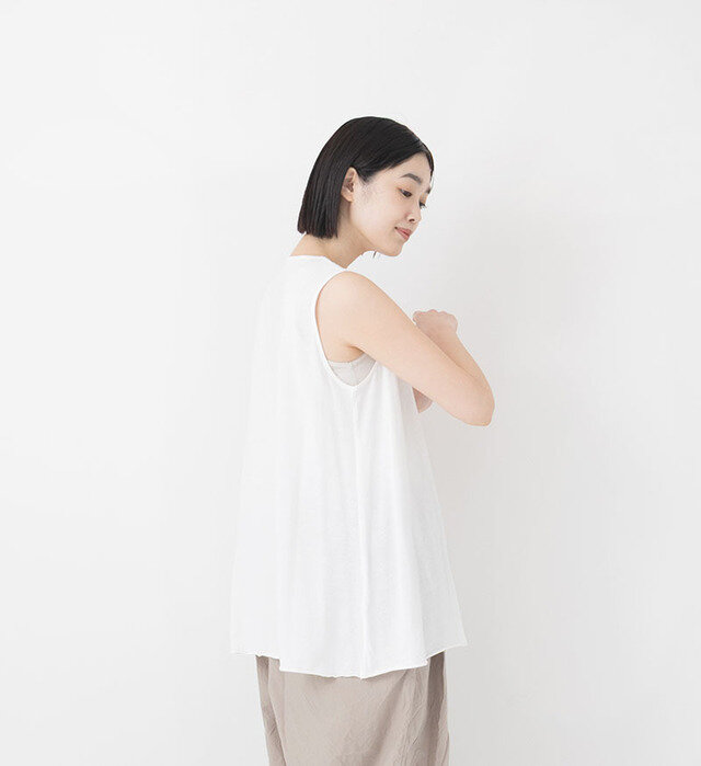 color : WHITE , model : 162cm