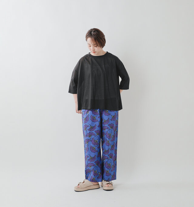 model asuka:160cm / 48kg
color : black / size : 38