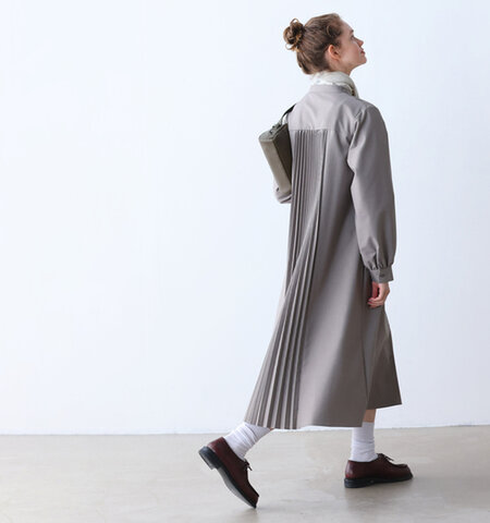 kelen|デザイン カラー バックプリーツ ワンピース “LAETY” lkl25fop2115-mn