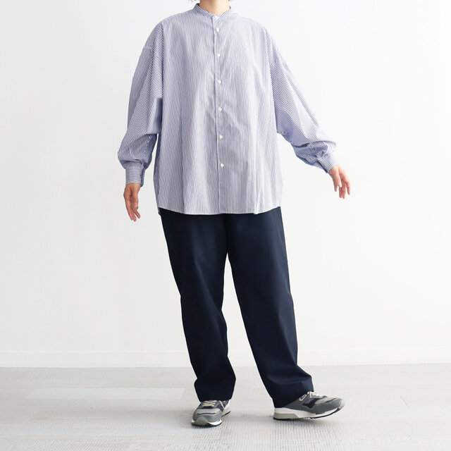 ■ブルーストライプ(身長166cm、着用サイズF)