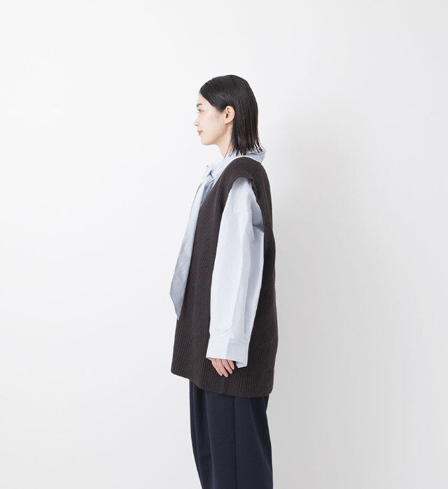 color : BROWN , model : 162cm