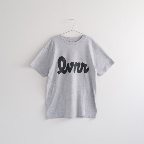 6JUMBOPINS｜「レバニラ(lvnr) 」Tシャツ