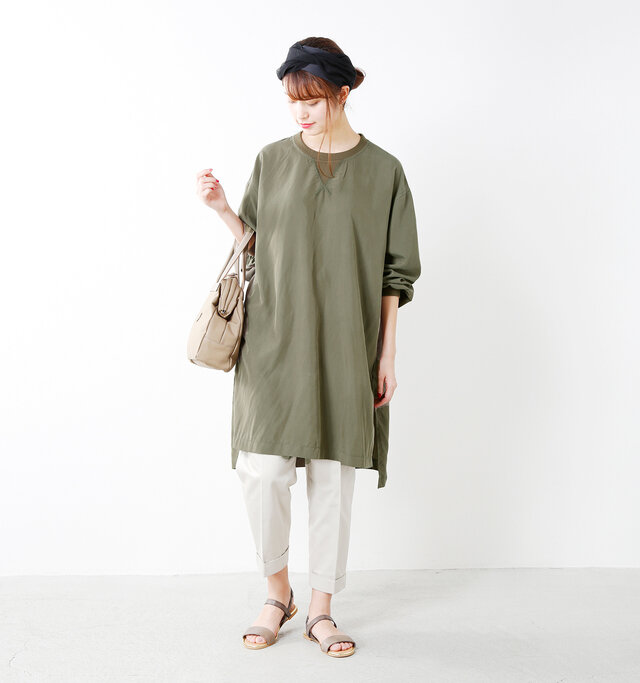 model kanae:167cm / 48kg
color : khaki / size : F