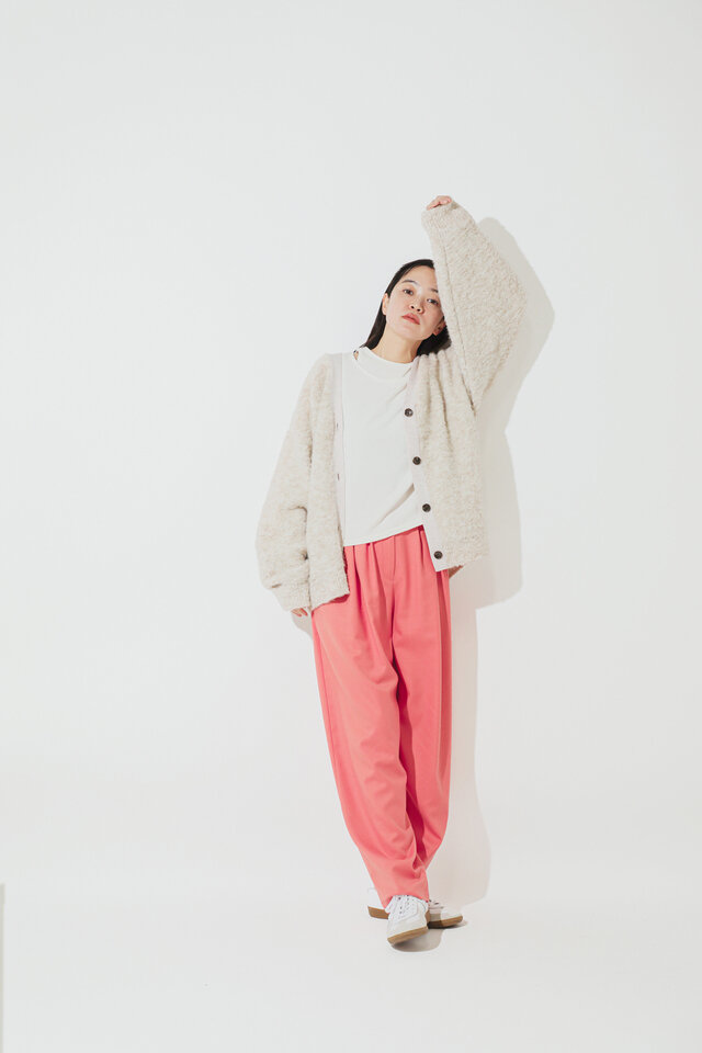 model saku:163cm / 43kg
color : ivory / size : F