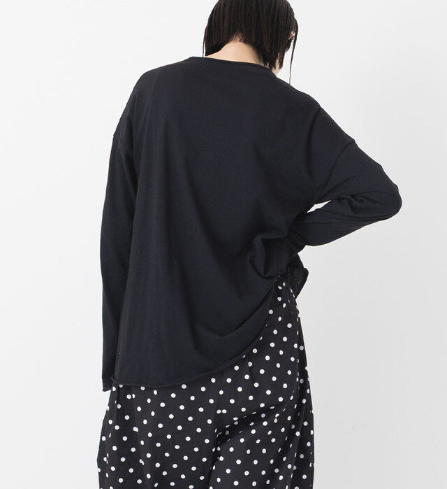 color : BLACK , model : 162cm