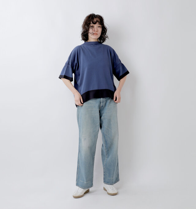 model saku：163cm / 43kg 
color : blue×navy / size : 38