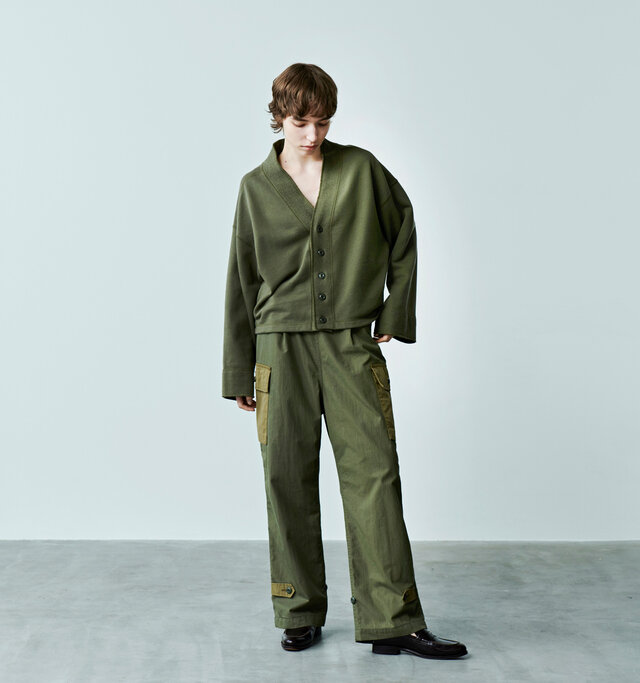 model 173cm
color : kihaki / size : 1(F)