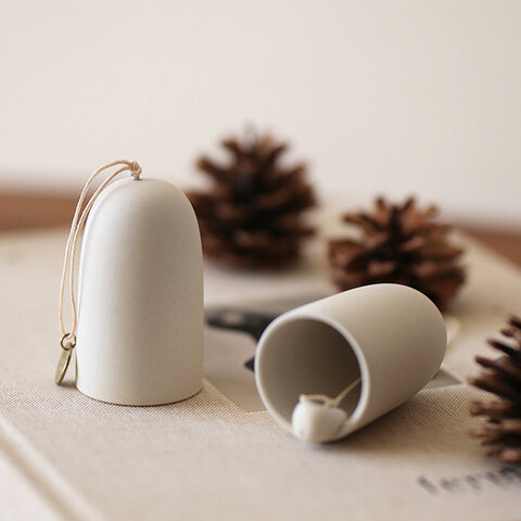 ferm LIVING｜Bell Ceramic Ornaments (ベル セラミックオーナメント) 2個セット　クリスマス/日本正規代理店【国内在庫あり】