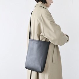 Hender Scheme｜cow shoulder bag（2サイズ）[ ショルダーバッグ・レザーバッグ ]【母の日ギフト】