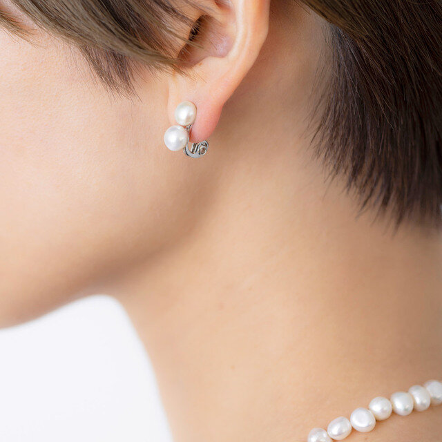 着用:イヤリング