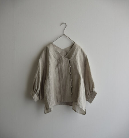 atelier naruse|リネン ステッチ Vネック ブラウス h02090