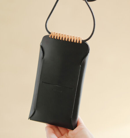 KAMARO’AN｜ベジタブルタンニンレザー アイフォン ポーチ “Woven iphone Pouch” woveniphonepouch-tr