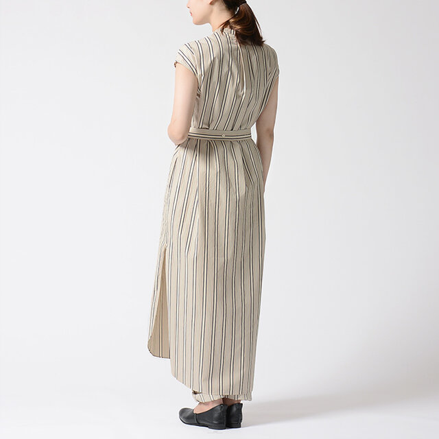 (Back)