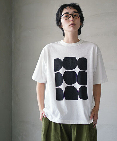 prit|18/1空紡度詰天竺 フレームドットプリントTシャツ トップス 半袖 5分袖 カットソー ドット 水玉 プリントTシャツ ロゴTシャツ 【ご予約商品/6月下旬頃入荷予定】 p92644
