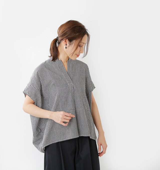 ここでしか手に入らない、
大人カジュアルに
相応しいスキッパーシャツ