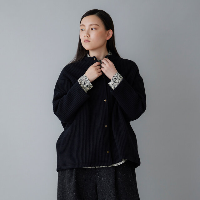 model:164cm color:クロ