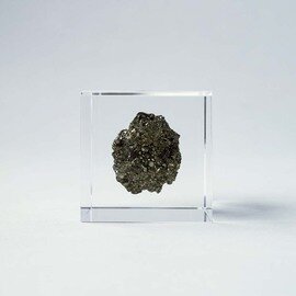 ウサギノネドコ｜Sola cube Mineral 黄鉄鉱（4cm角）