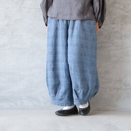 tumugu|コットン混ネップチェックバルーンパンツ FADE BLUE