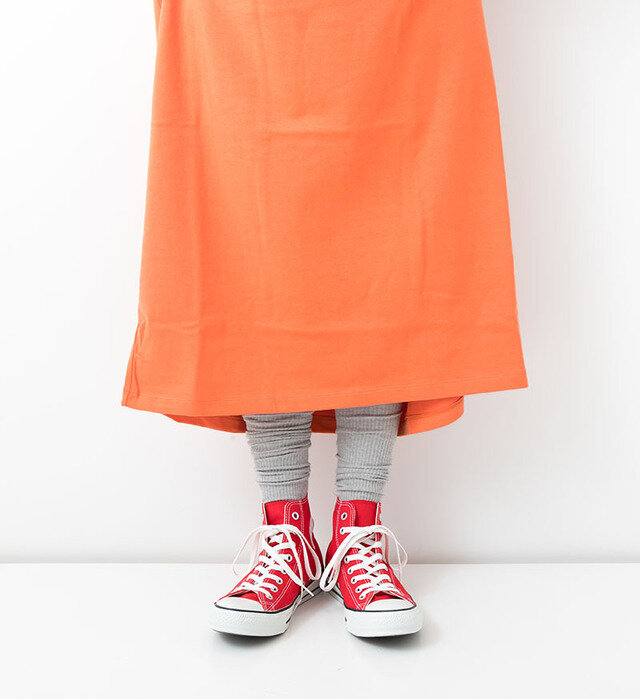 color : L.GRAY , model : 162cm
