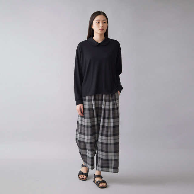 model:168cm color:クロ