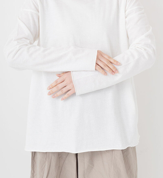 color : WHITE , model : 162cm
