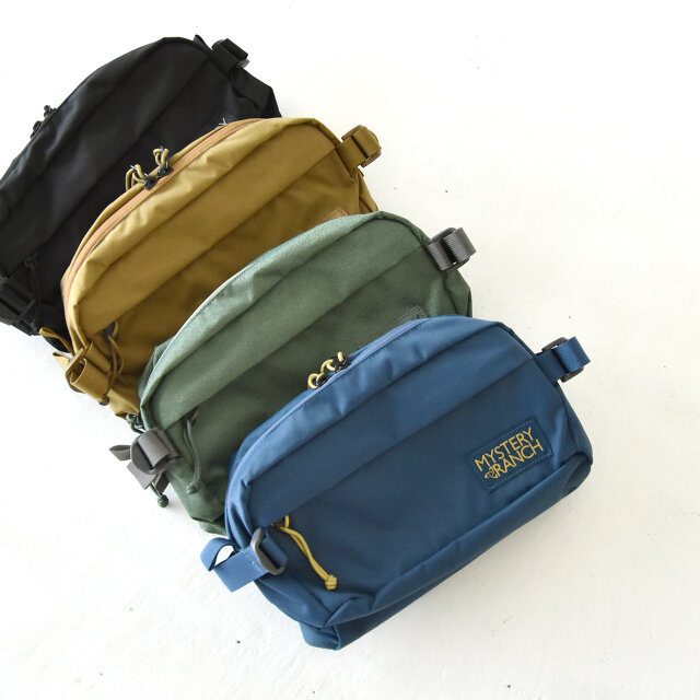 カラーは、鮮やかな【vintage blue】と【cargo】、ナチュラルな【coyote】、定番の【black】の全4種類をご用意しました。
