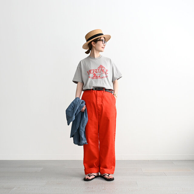 ■レッド(身長160cm、着用サイズS)