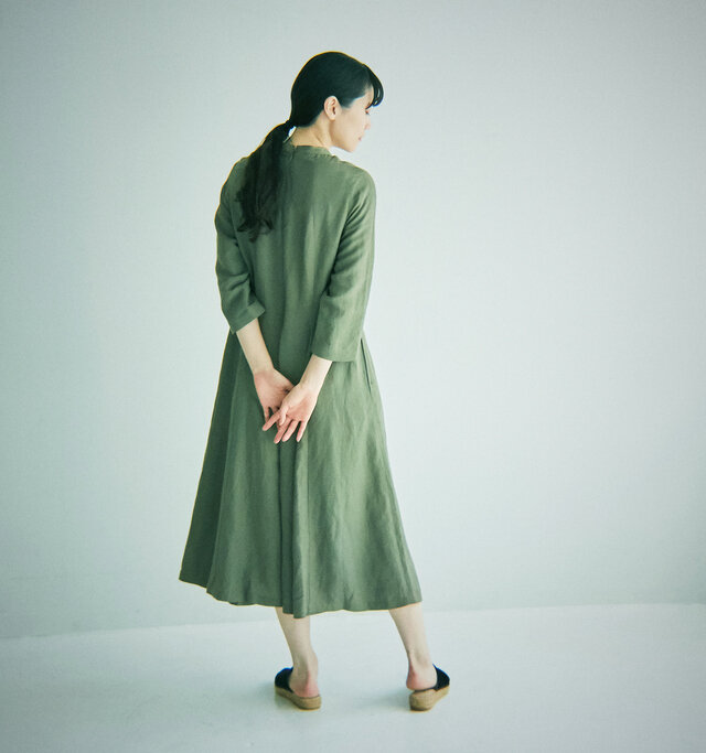 モデル165cm 着用サイズ:0(OLIVE)