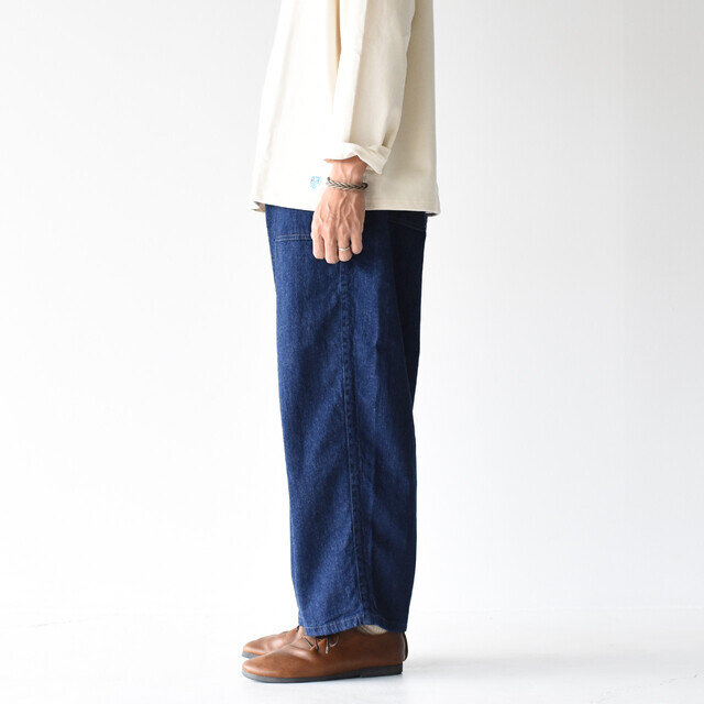 (Side)
