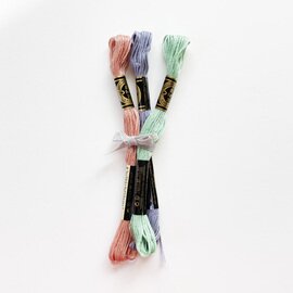 クロヤギシロヤギ｜刺繍糸3色セット[ennui]曇空の花畑