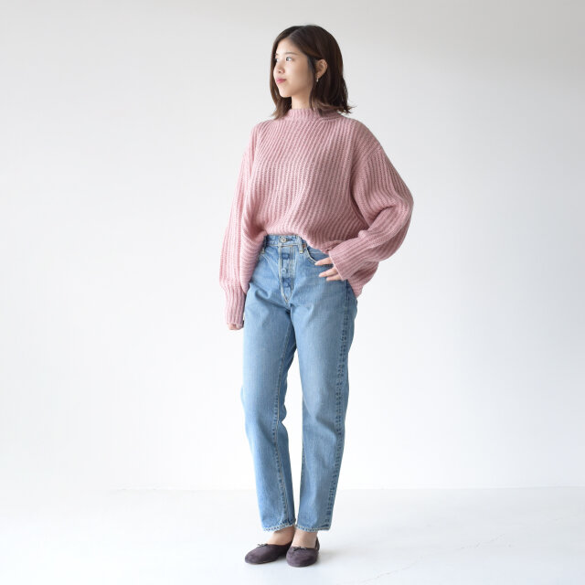モデル:157cm / 47kg
color : blue / size : 36(M)