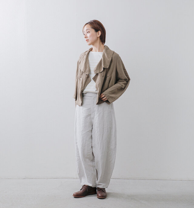 model asuka:160cm / 48kg
color : olive / size : F