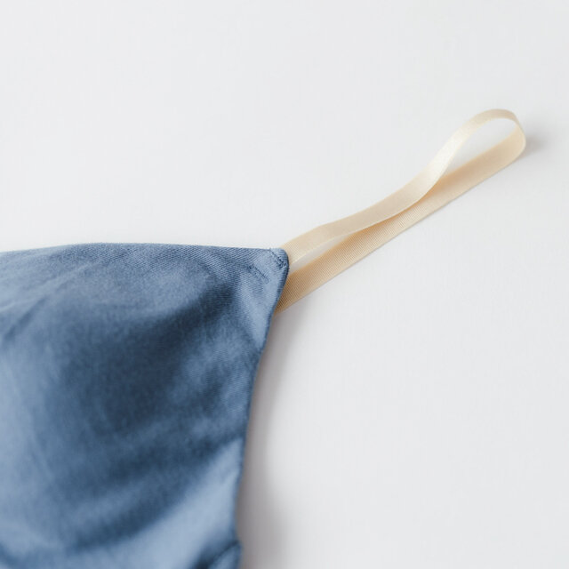 スモークブルー