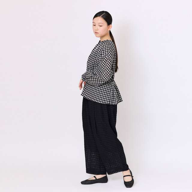 model:164cm color:シロクロ