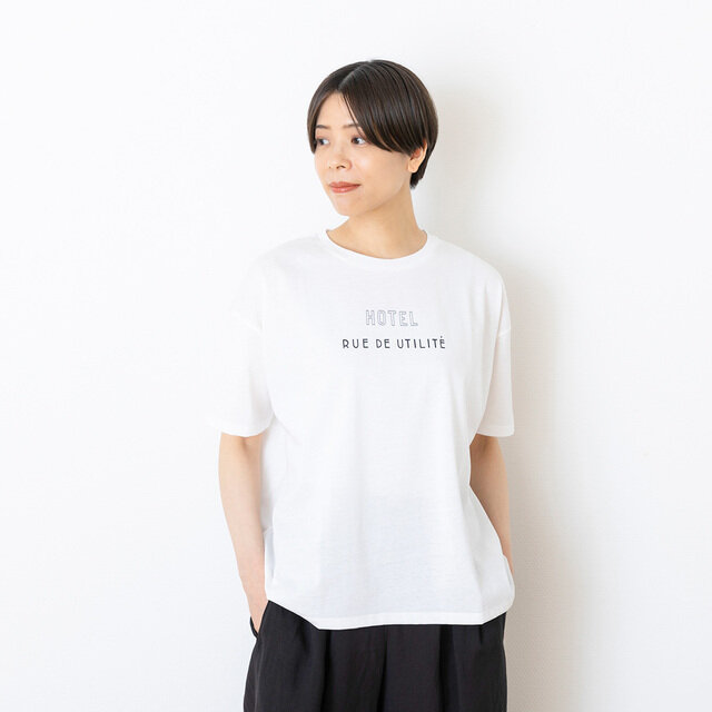 着用カラー:シロ×クロ